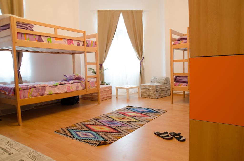 Little Bucharest Old Town Hostel Zimmer foto