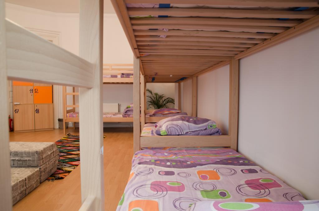 Little Bucharest Old Town Hostel Zimmer foto